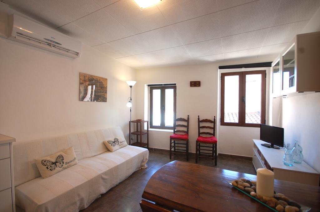 Lets Holidays Cozy Apartment 70 M. From The Beach In Tossa Tossa de Mar Luaran gambar